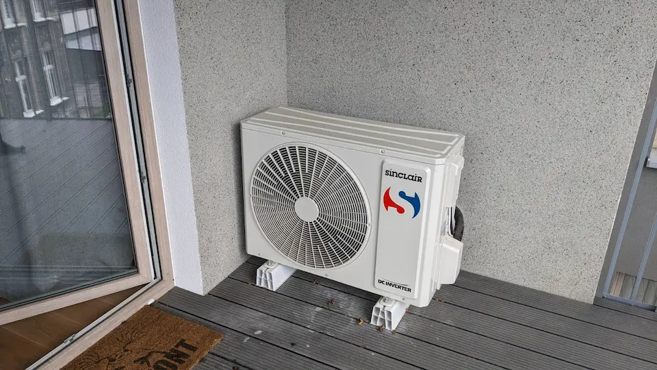 Zdjęcie klimatyzatora lub istotne